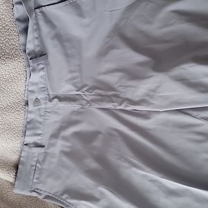 Nike golf shorts EUC.  Light gray size 36